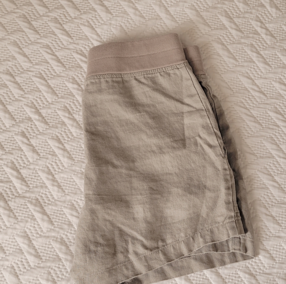 James Perse Drawstring Linen Shorts - Picture 2 of 4